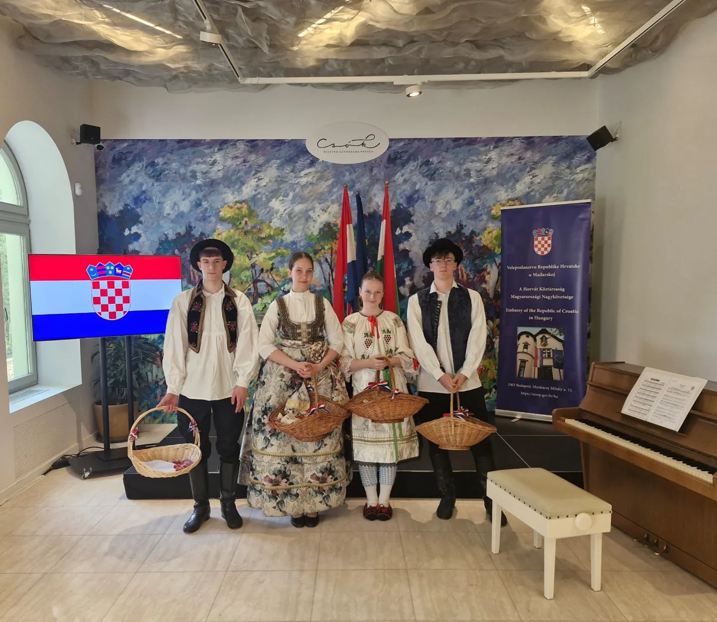 Presentation of University Studies and Academic Wines of the Golden Valley on the Occasion of Statehood Day in Budapest