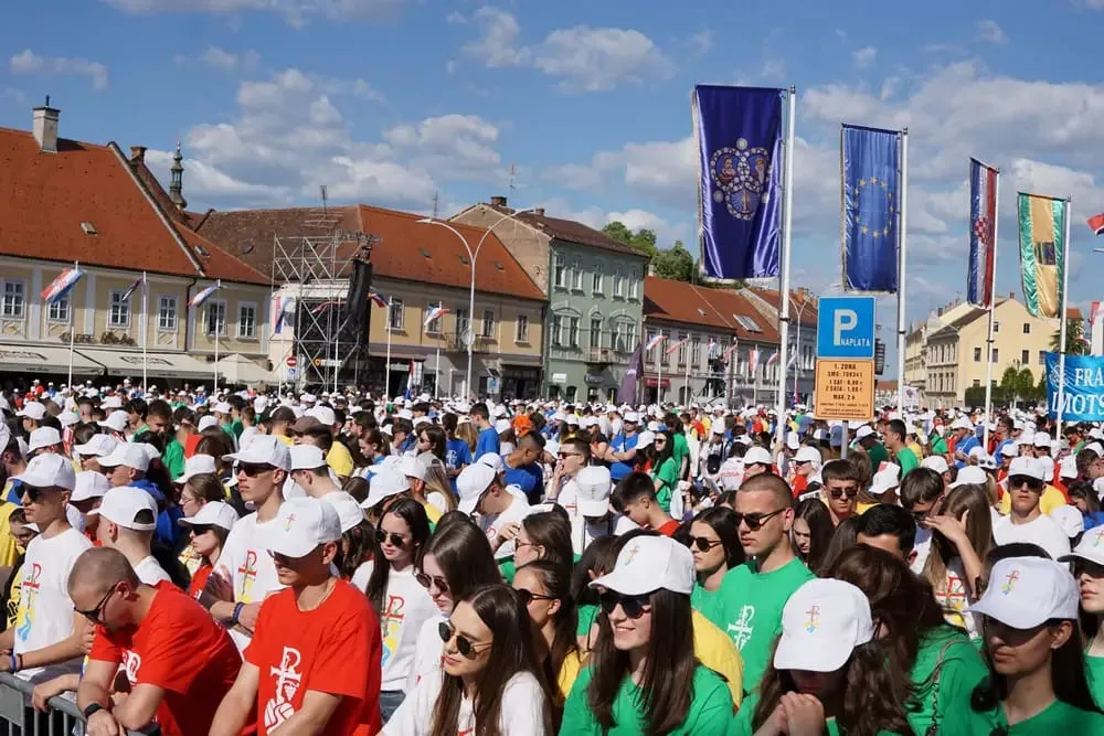 Predstavljanje FUTURRE na Susretu hrvatske katoličke mladeži u Požeškoj biskupiji