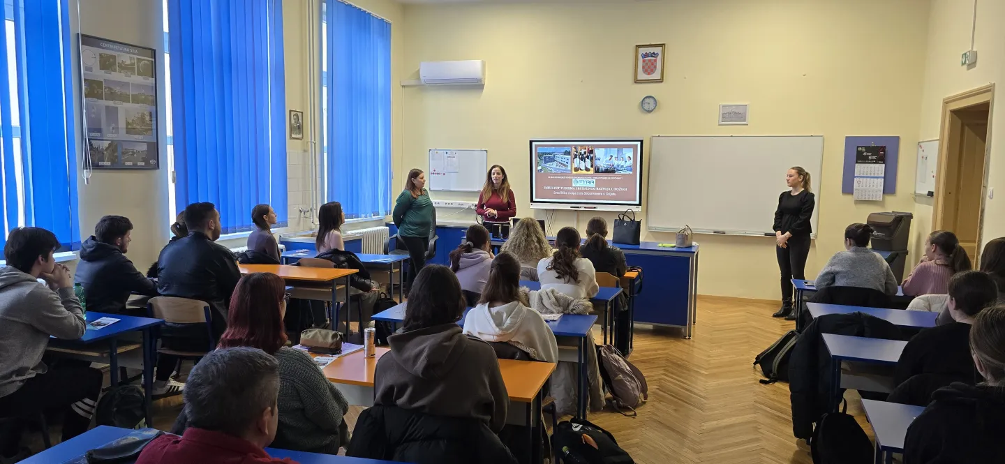 FUTURRA predstavljena gimnazijalcima u Novoj Gradišci